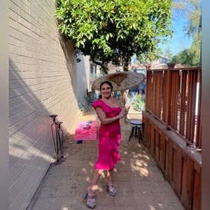 Wedding Guest Dress, add a pop of color💓